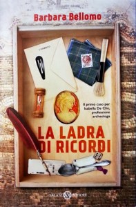Copertina libro La ladra di ricordi, di Barbara Bellomo